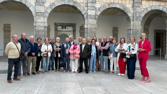 202510 Grupo Visita Parlamento